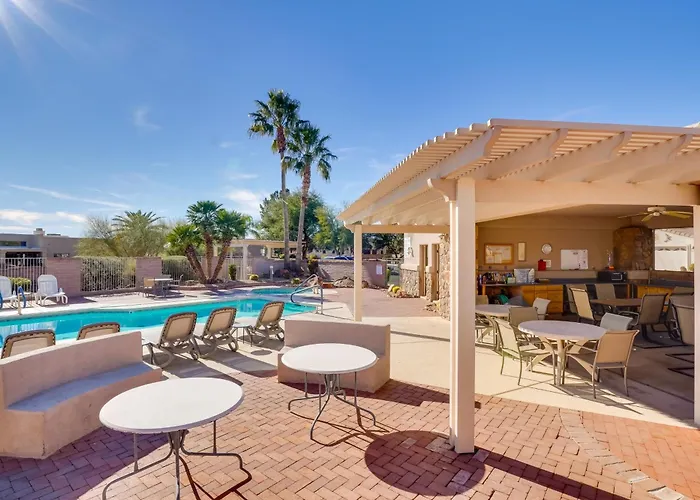 Valley Getaway Near Golfing: Pool Access! Holiday home *