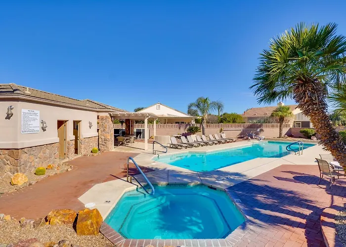 Valley Getaway Near Golfing: Pool Access! Holiday home *